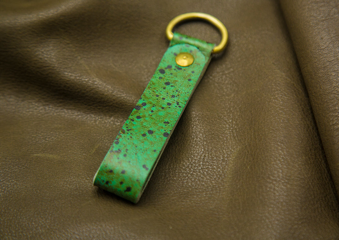 Green Dotted Leather Keychain - Leatherist.official