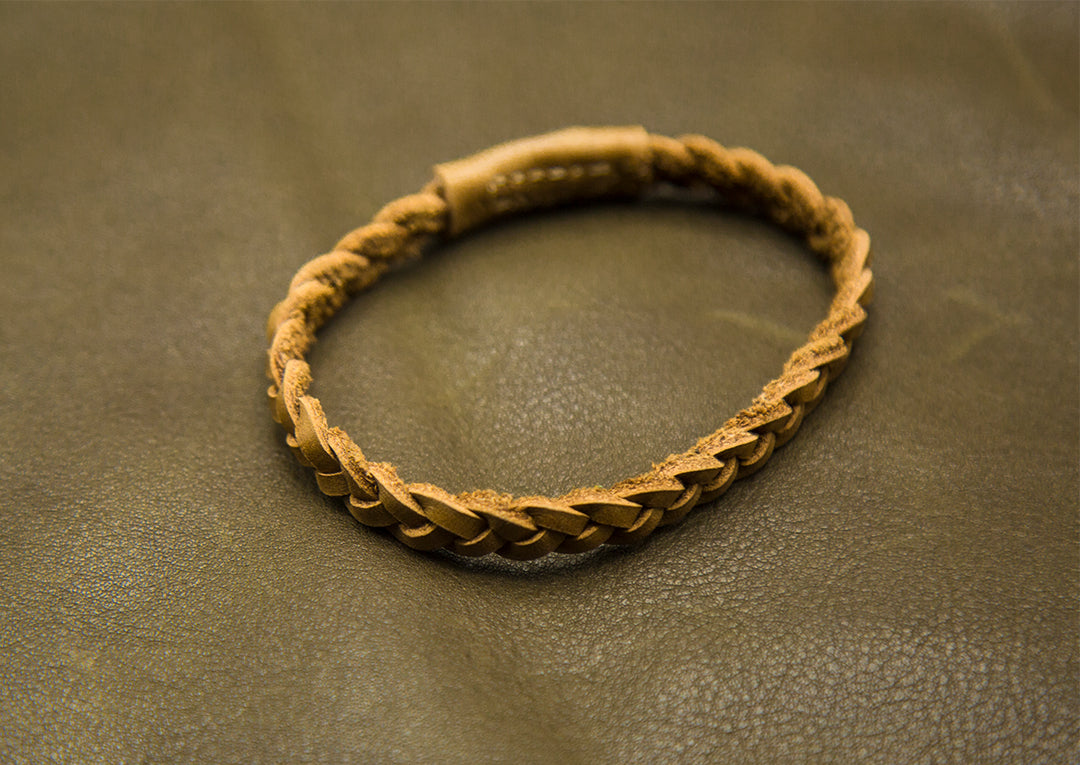 Braided Leather Bracelet - Leatherist.official