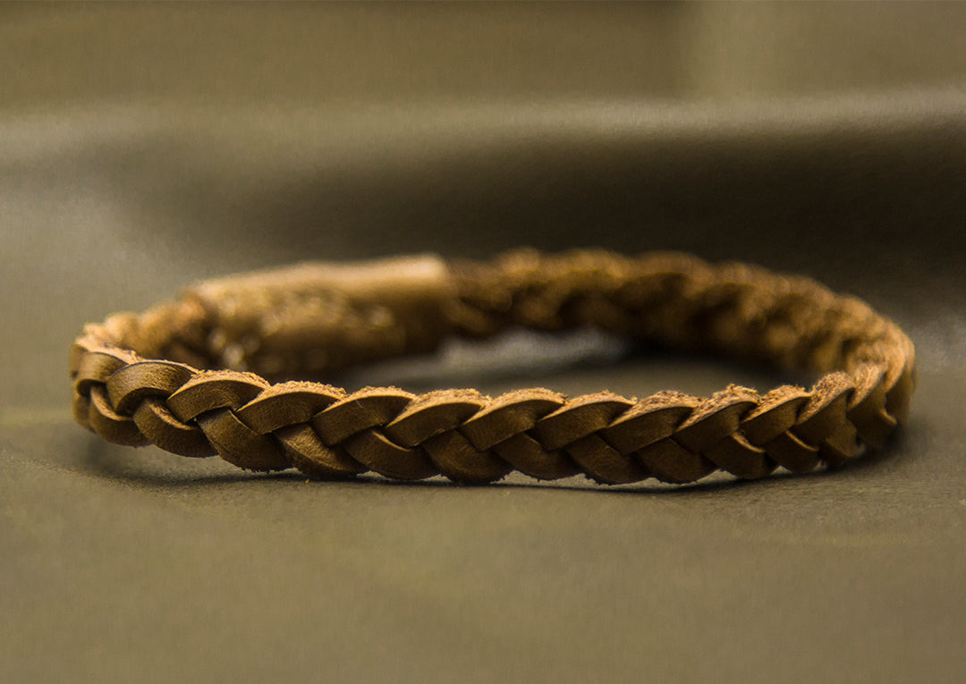 Braided Leather Bracelet - Leatherist.official