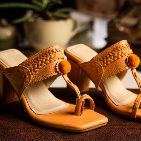 Buy online Gulerana Kolhapuri In Pakistan| Rs 1000 | Best Price | find the  best quality of Footwear, Slippers, Shoes, Sandals, Heels, High-heels,  Khoosa, Sneakers, Kolhapuri Chappal, Kitten Heel, Jutti, Boots at