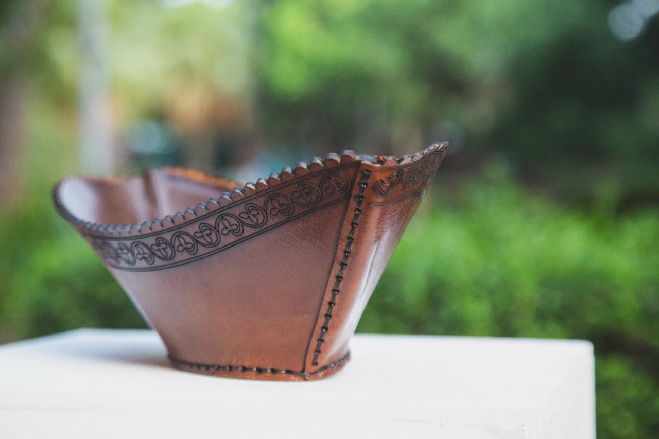 U-Shaped Leather Bowl - Leatherist.official